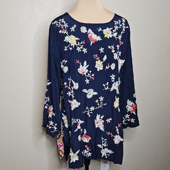 John Mark Navy Tunic Blouse with Floral Embroidery , Long Sleeves, Split Back - Picture 1 of 10